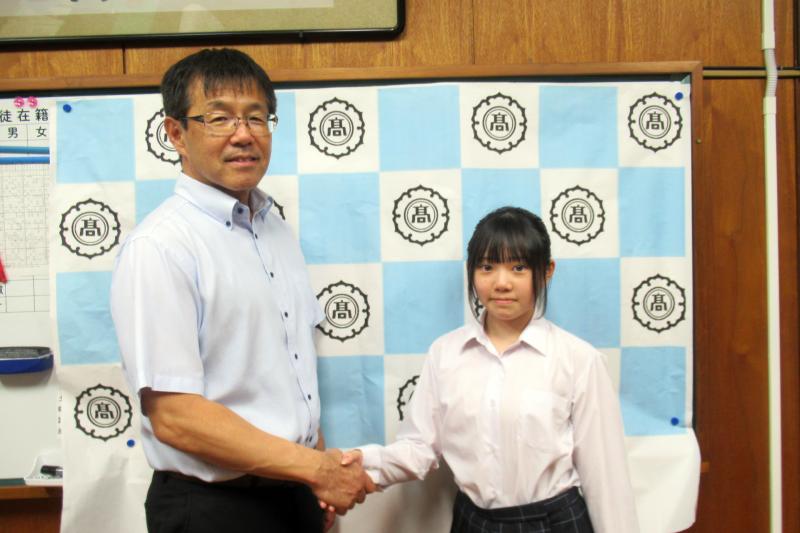 創立125周年に輝き！ １年生 石川莉緒さん（下館南中出身）、アメリカでのバレエ短期留学で大きな成果