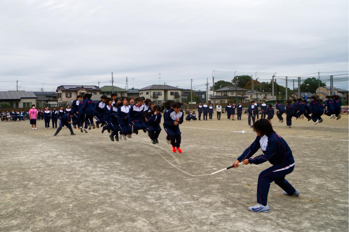 空が見せなかった色を、生徒たちが描いた。125周年記念 弐翔祭（体育祭）