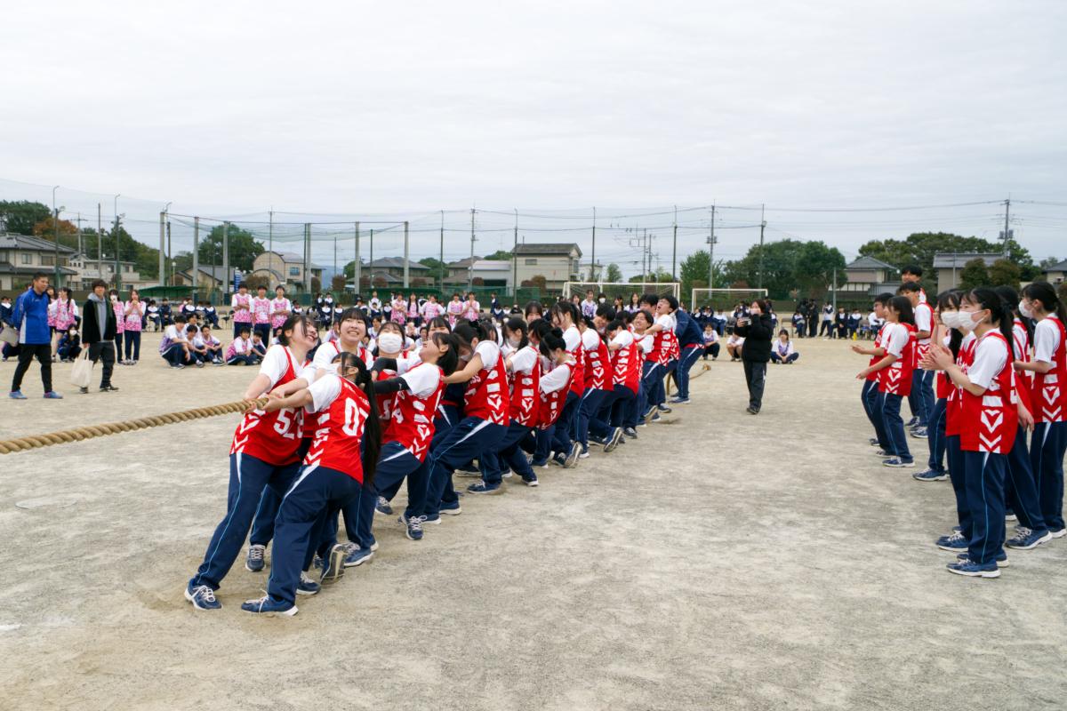 空が見せなかった色を、生徒たちが描いた。125周年記念 弐翔祭（体育祭）