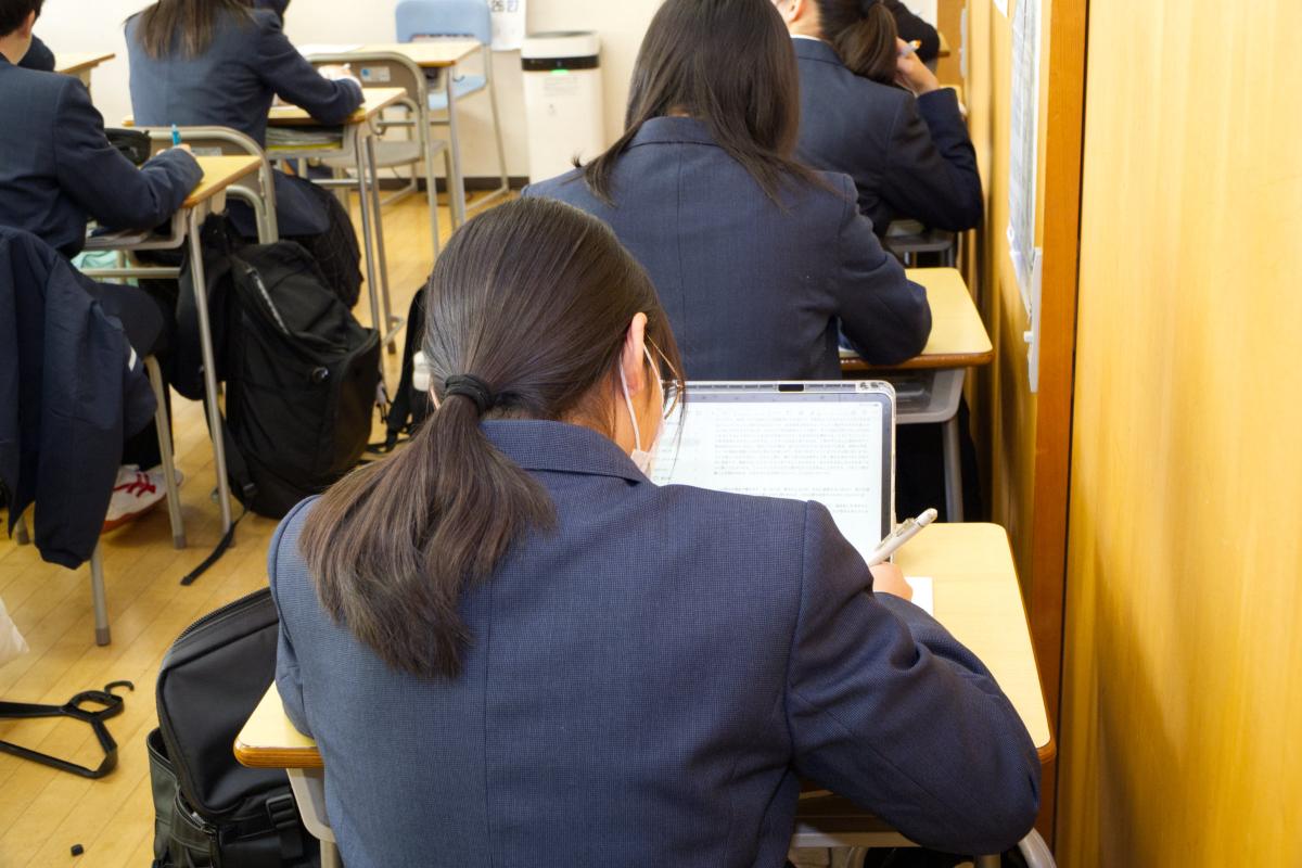 １年生、小論文で「伝える力」を磨く――第２回ガイダンス実施報告